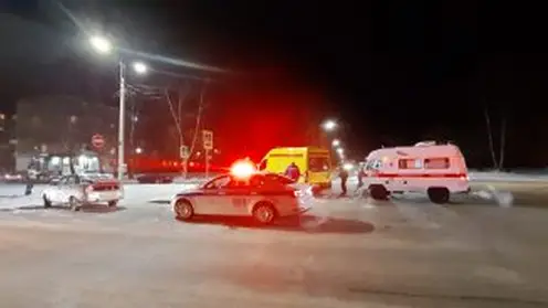 На Кузбассе машина скорой помощи попала в ДТП