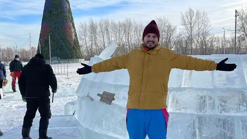 Красноярец заселился в снежный дом в поддержку российских олимпийцев