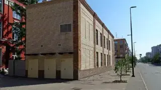 Хозяйка красноярского кафе «Кантри» пытается помешать сносу здания