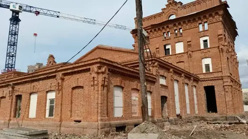 Замдиректора строительной фирмы получил условный срок после гибели рабочего на реставрации объекта культурного наследия в Красноярске