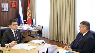 Губернатор Михаил Котюков обсудил улучшение условий оплаты труда в Красноярском крае